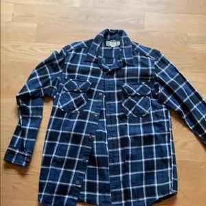 NWOT Duluth flannel size medium